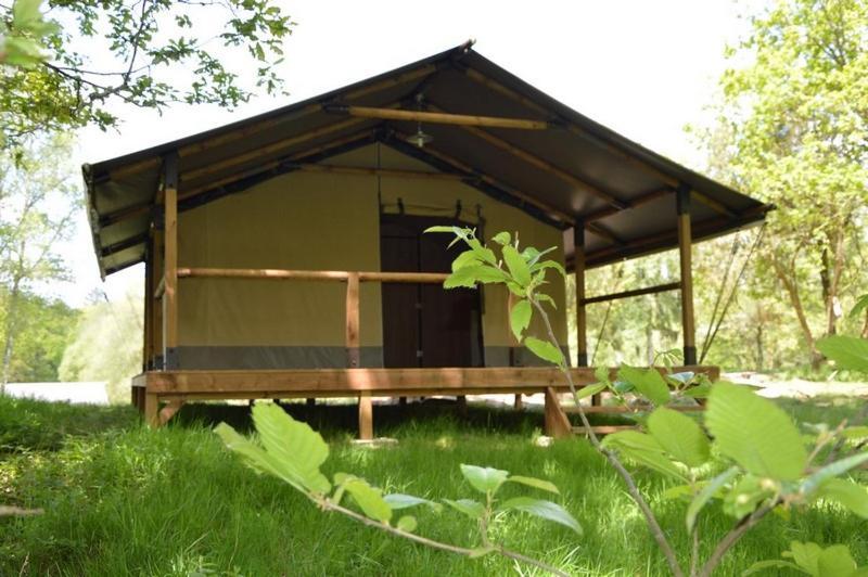 Domaine Des Etangs De Taysse Otel Espagnac Dış mekan fotoğraf
